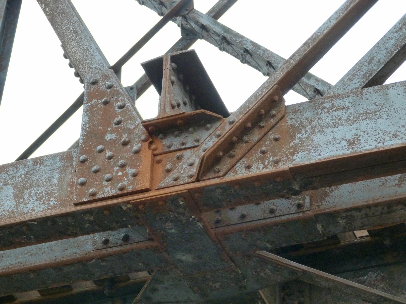 Lower connection.  Photo credit: Nathan Holth (Historicbridges.org); used with permission.